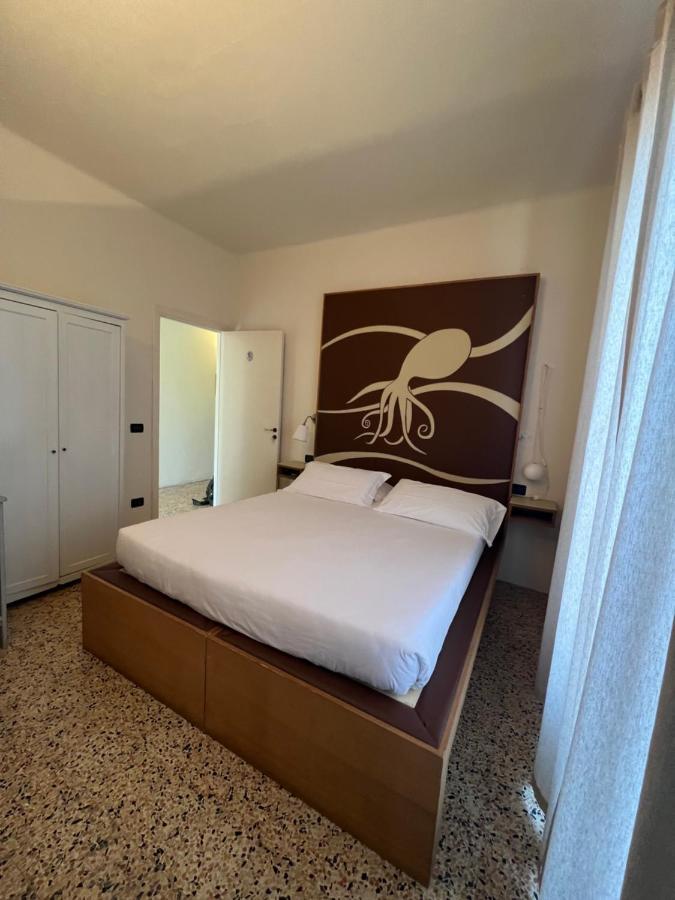 Locanda Lorena Hotel Porto Venere Exterior photo