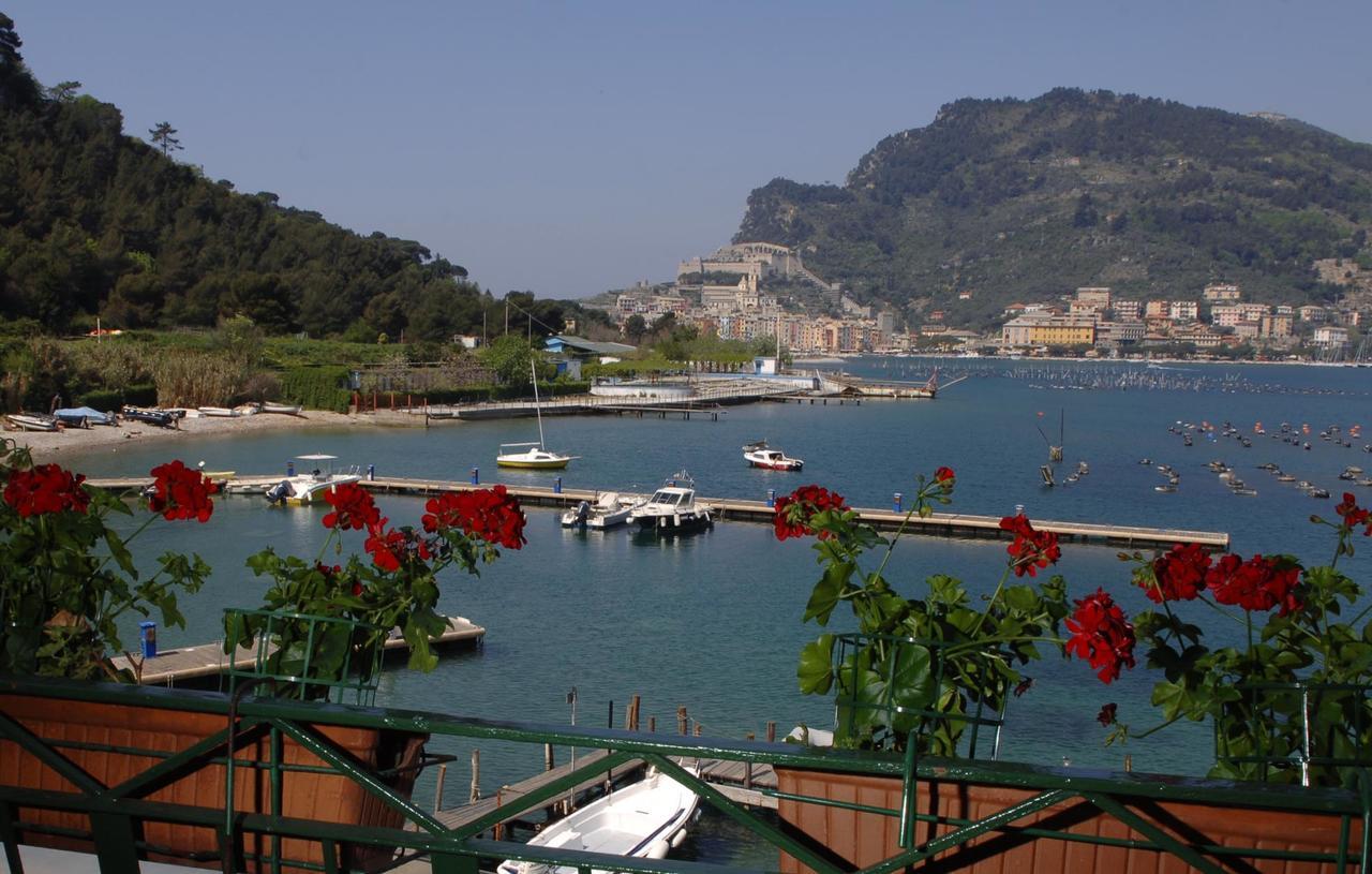 Locanda Lorena Hotel Porto Venere Exterior photo